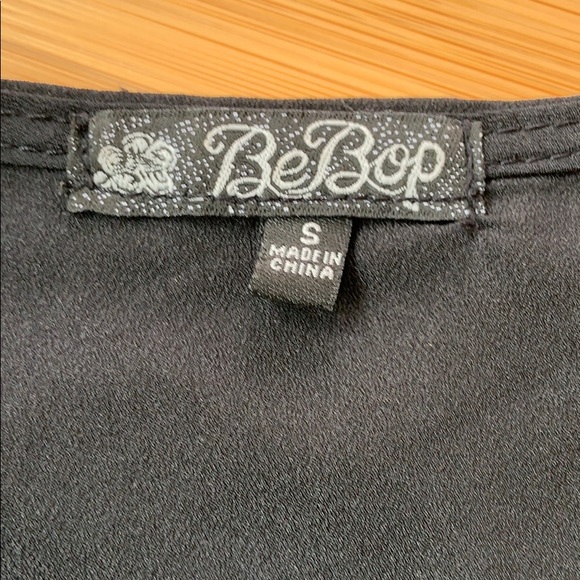 Versatile black dress with pockets! - Picture 5 of 7